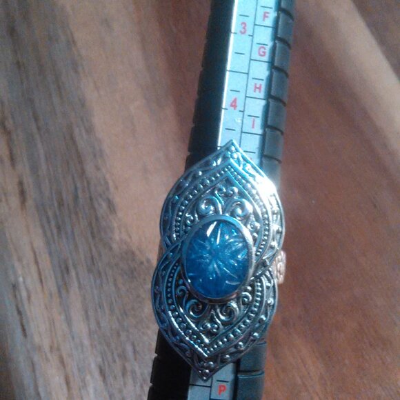 Indian Artistry Tanzanite Sterling Silver Carved Filigree Ring (Size 6) - Picture 12 of 16